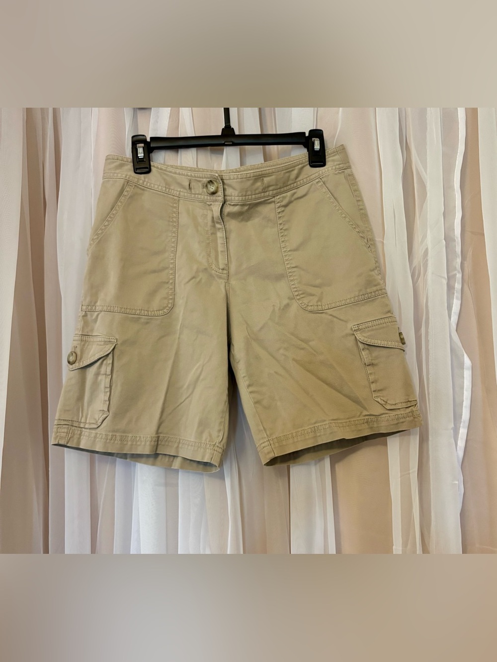 L.L. Bean Size 6 Vintage Style Women's Cargo Utility Shorts Khaki